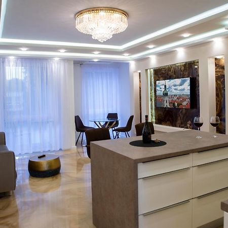 Dream Apartman 2 With Free Parking غيور المظهر الخارجي الصورة