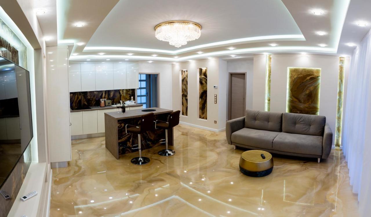 Dream Apartman 2 With Free Parking غيور المظهر الخارجي الصورة